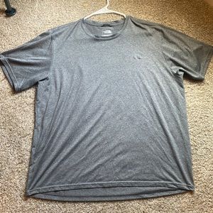 Men’s XL The North Face tshirt